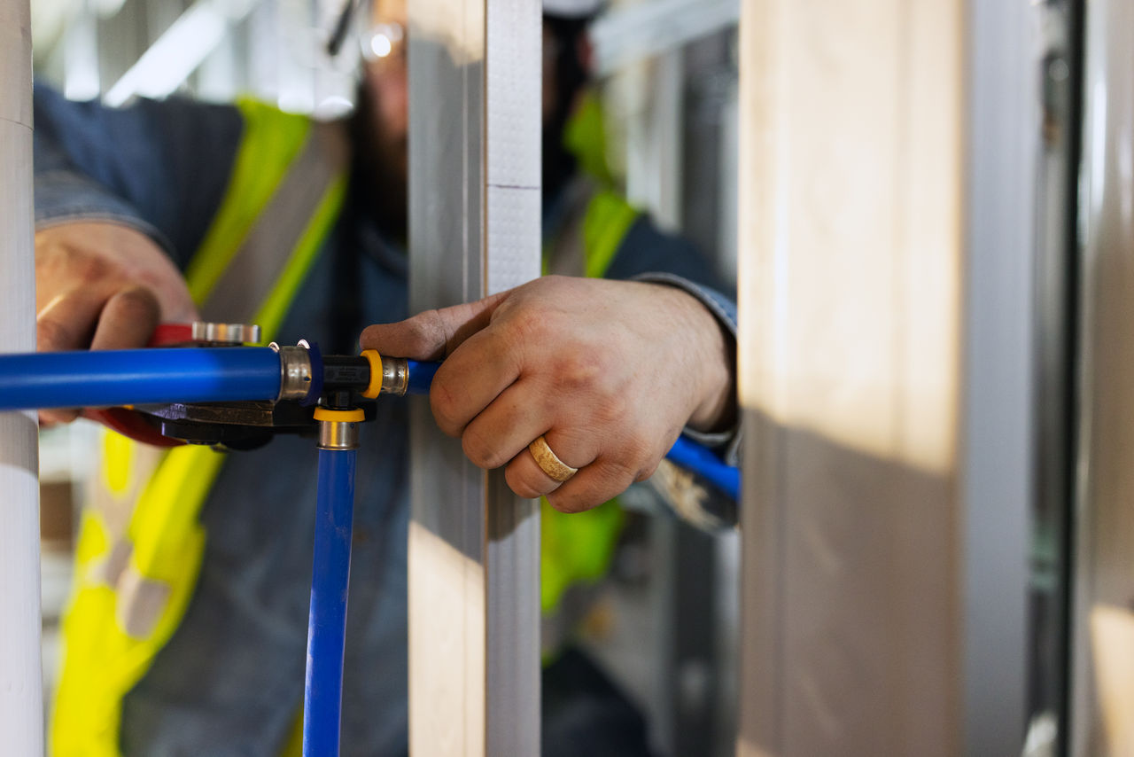 Blue pex line with pureflow t fitting 