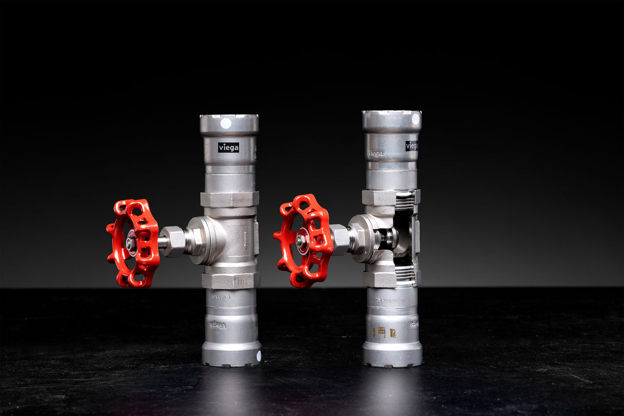 2 Viega MegaPress® 316 Globe Valve